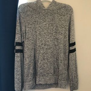 Grey Long sleeve hooded t-shirt